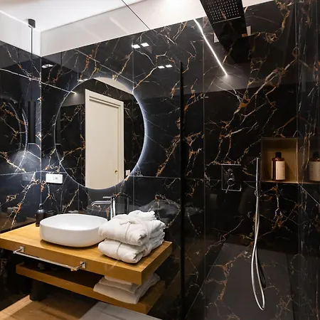 Πανσιόν Regola Luxury Relais 4*