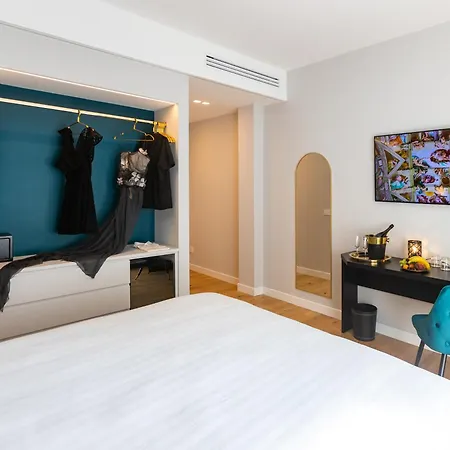 Πανσιόν Regola Luxury Relais 4*