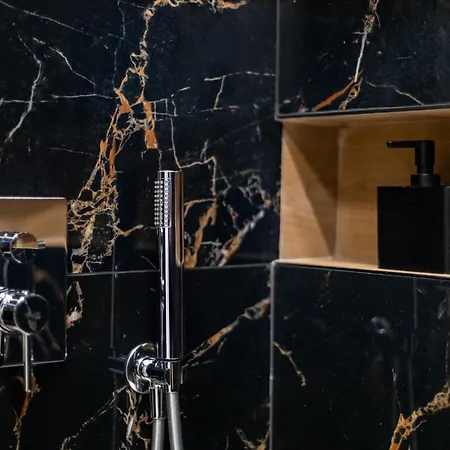 Πανσιόν Regola Luxury Relais