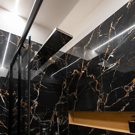 Regola Luxury Relais 게스트하우스 4*